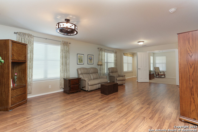 12730 Cedar Fly Property Photo 6