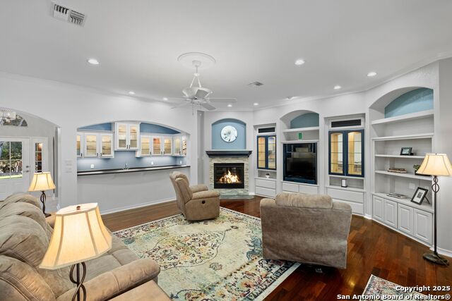 21161 Gunther Grove Property Photo 6