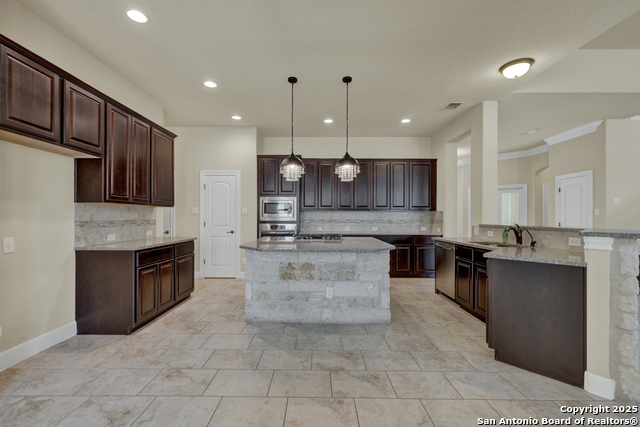 24219 Artisan Gate Property Photo 18