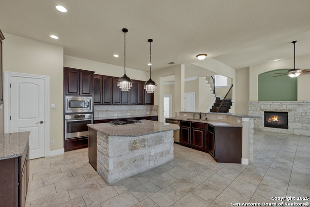 24219 Artisan Gate Property Photo 20