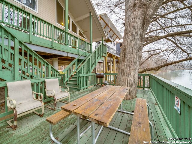 6780 River Rd Property Photo 2