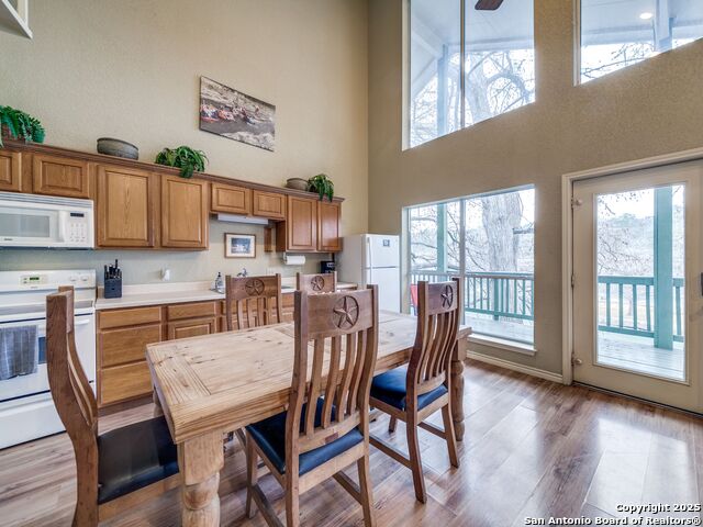 6780 River Rd Property Photo 6