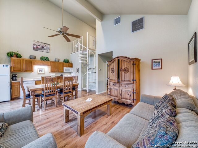 6780 River Rd Property Photo 9