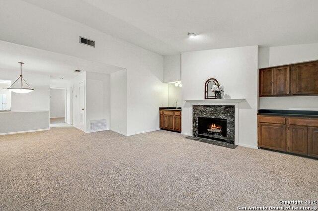 7738 Chambers Rd Property Photo 7