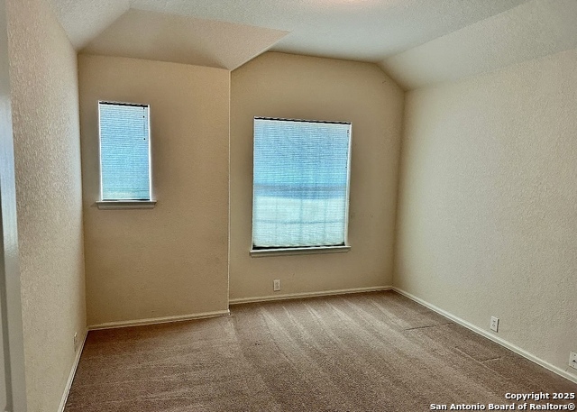 8203 Setting Moon Property Photo 18
