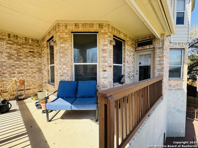 8203 Setting Moon Property Photo 21