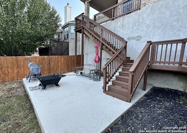 8203 Setting Moon Property Photo 22