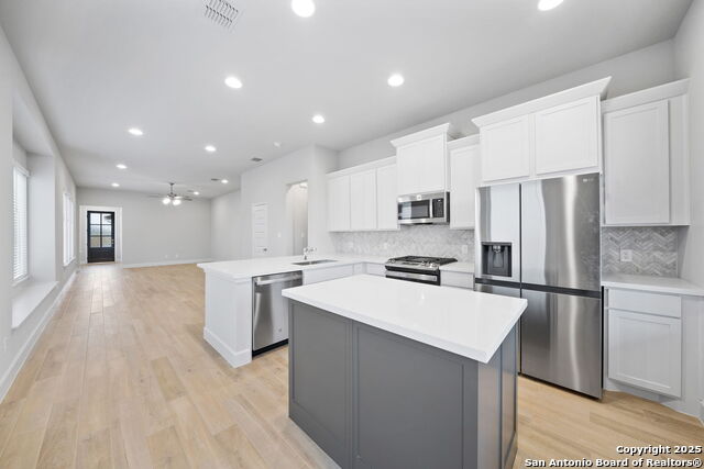 4932 Park Cape Property Photo 14