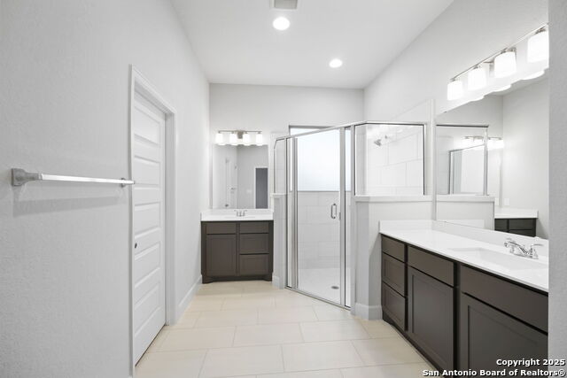 4932 Park Cape Property Photo 19