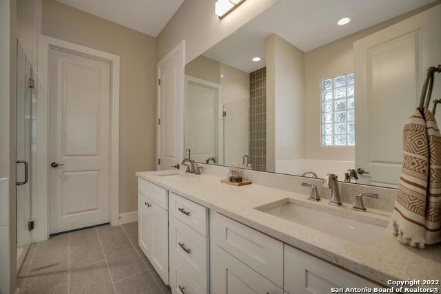 11158 Vance Jackson Rd Property Photo 21