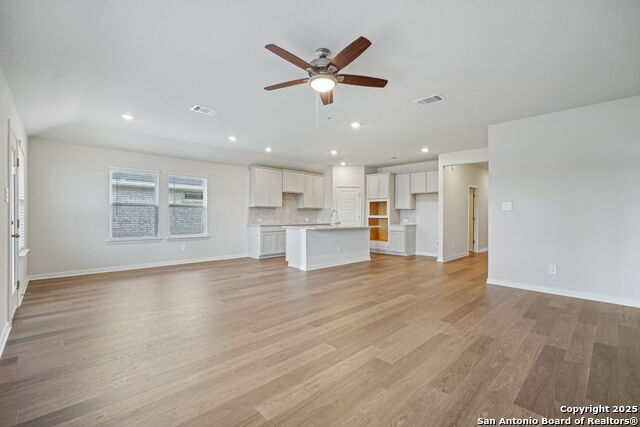 9914 Chestnut Walk Property Photo 9