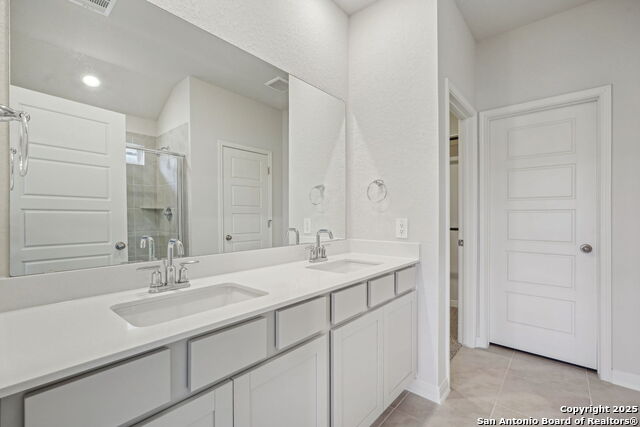 9914 Chestnut Walk Property Photo 29