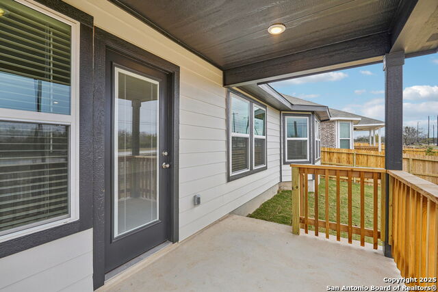 9914 Chestnut Walk Property Photo 33
