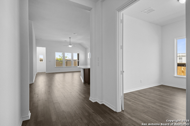 312 Hulda Trail Property Photo 6