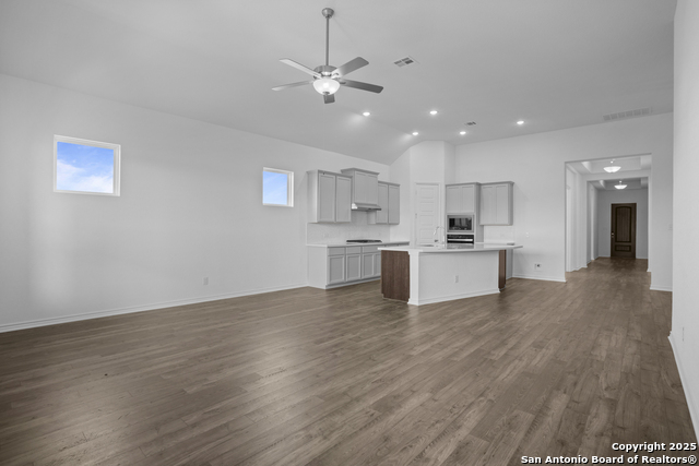 312 Hulda Trail Property Photo 11