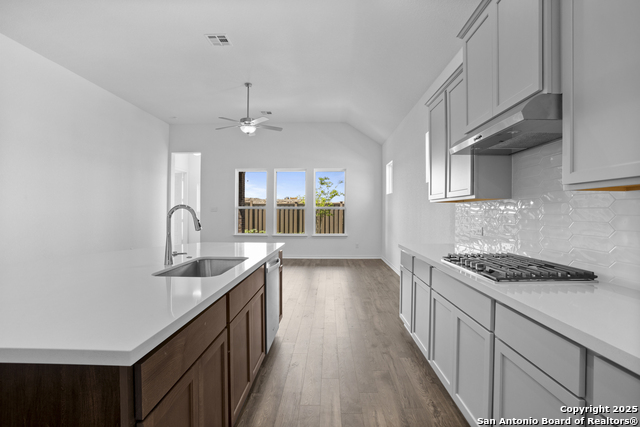 312 Hulda Trail Property Photo 14