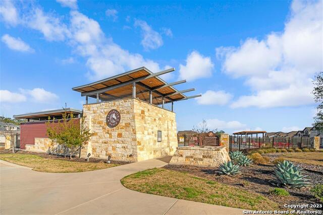 12506 Carrick Drive Property Photo 4