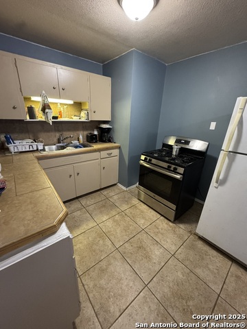 9202 Agan Property Photo 6