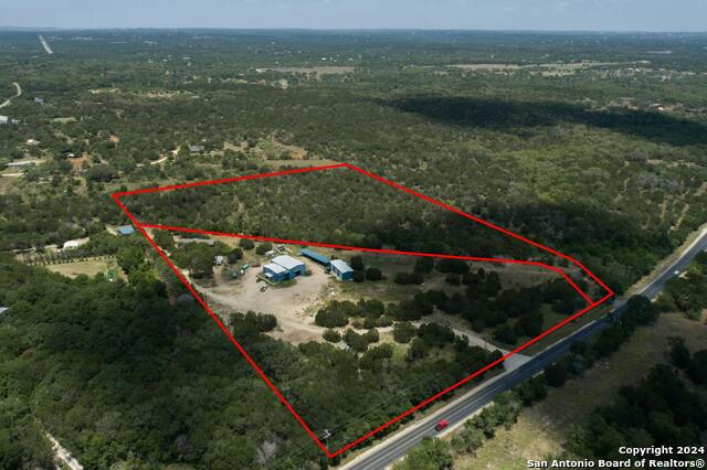 9445 Schoenthal Rd Property Photo 1