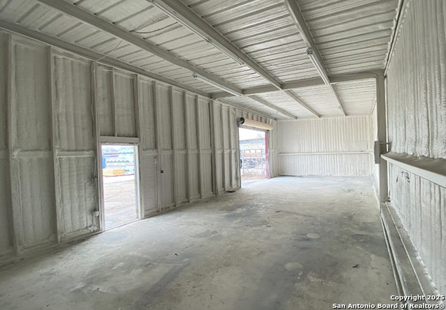 30875 Ih-10 W E Ih-10 Property Photo