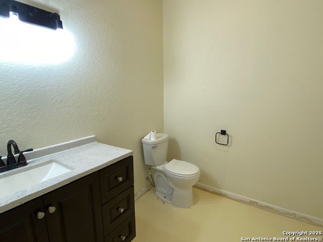 30875 I-10 Property Photo 6