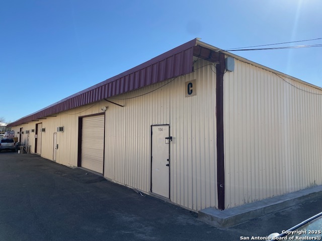 30875 I-10 Property Photo 9