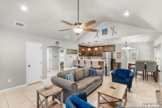 2319 Westview Dr Property Photo 8