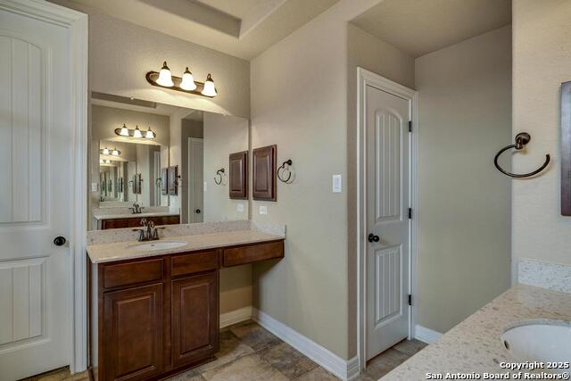 25018 Seal Cv Property Photo 26