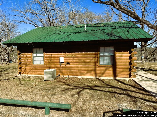 98 Red Wright Rd. Property Photo 3