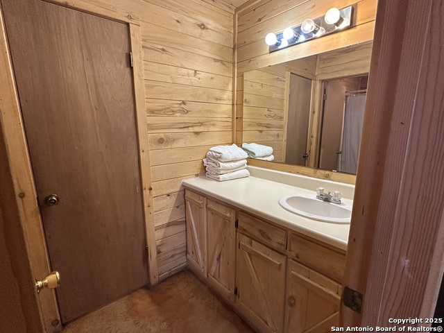98 Red Wright Rd. Property Photo 6