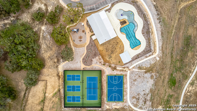 713 Fossil Springs Dr Property Photo 18