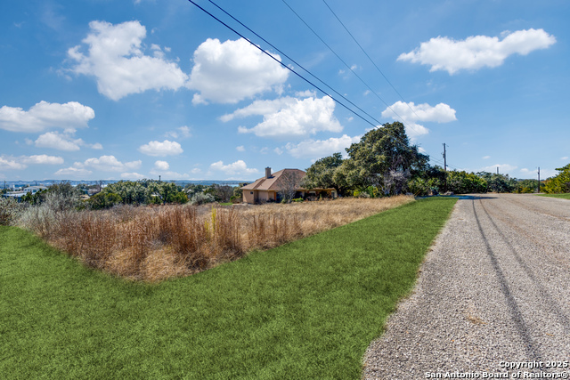 207 Bobby Clark Property Photo 10