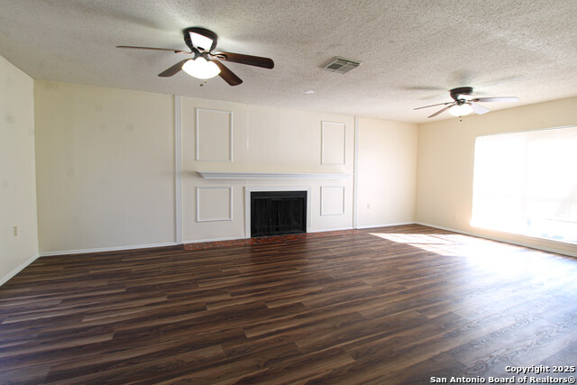 10230 Plumas Dr Property Photo 3
