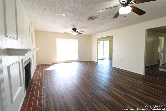 10230 Plumas Dr Property Photo 5