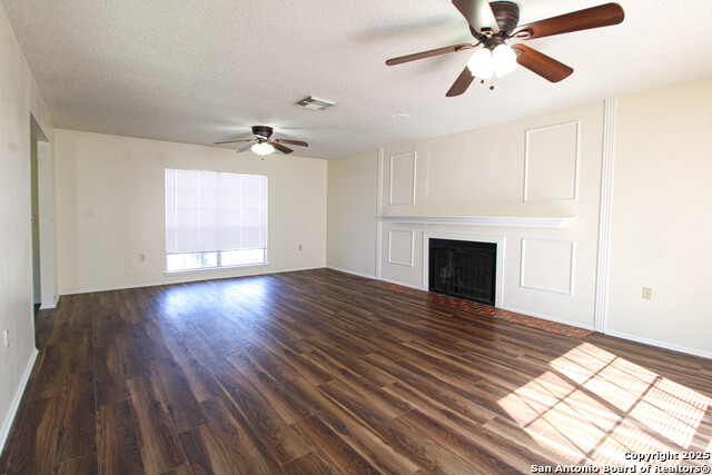 10230 Plumas Dr Property Photo 7