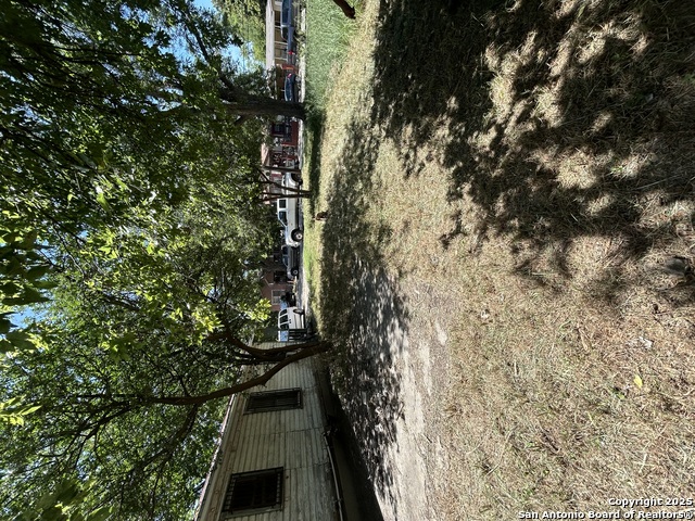 815 Green St Property Photo 2