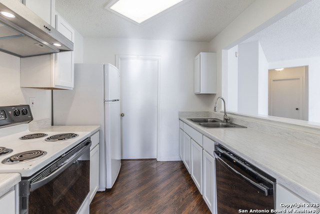 9805 Village Basin Property Photo 4
