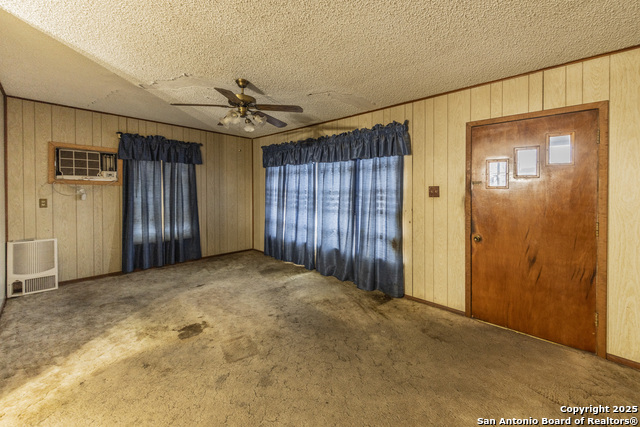 750 Cravens Ave Property Photo 4