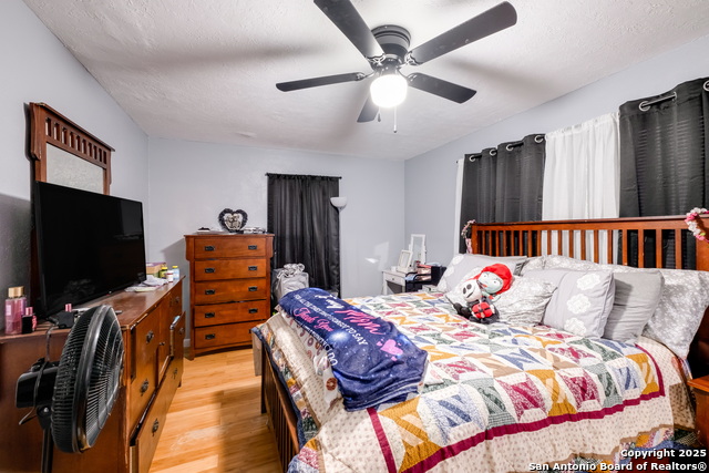 14222 Ideal Property Photo 3