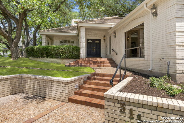 311 Ridge Bluff Property Photo 1