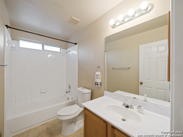 9026 Lilac Hl Property Photo 21