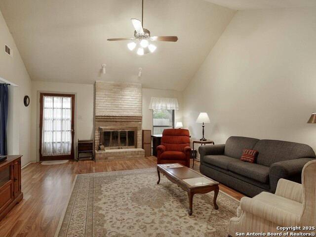106 Saddle Club Cir Property Photo 9