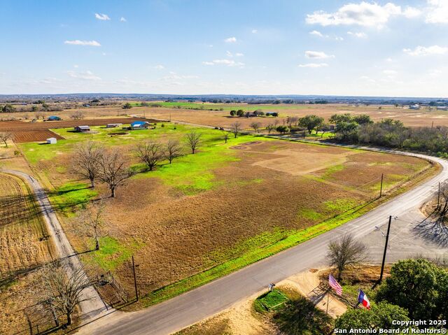 560 County Road 352 Property Photo 5