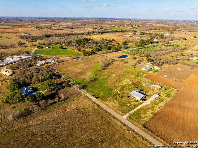 560 County Road 352 Property Photo 6