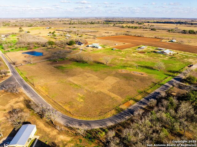 560 County Road 352 Property Photo 10