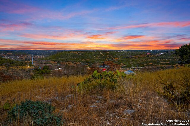 216 Heights Trail Property Photo 1