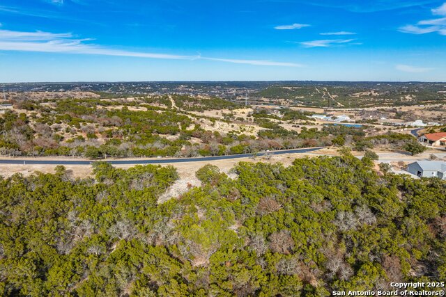216 Heights Trail Property Photo 4