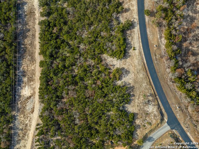216 Heights Trail Property Photo 6