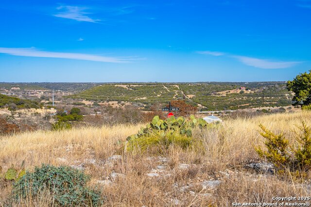 216 Heights Trail Property Photo 11
