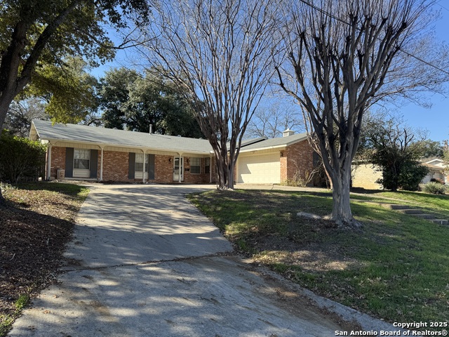 371 Pike Rd Property Photo 1